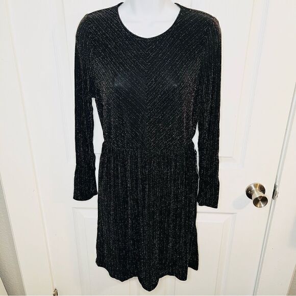 Modcloth Shimmer On Show Metallic Faux Wrap Dress Black Sparkle M NWT - Picture 2 of 11